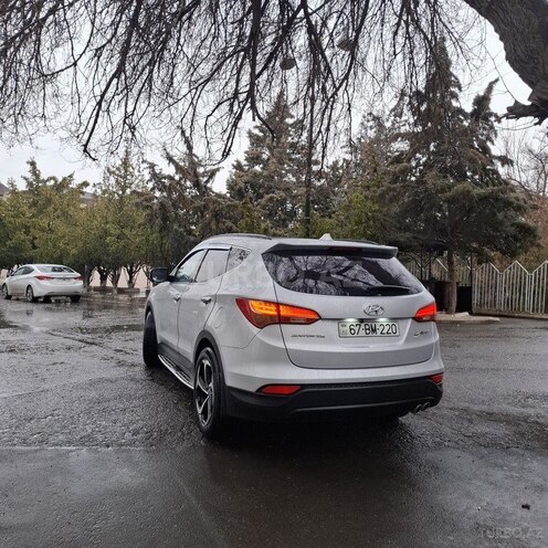 Hyundai Santa Fe-2