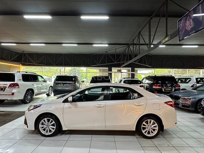 Toyota Corolla-9