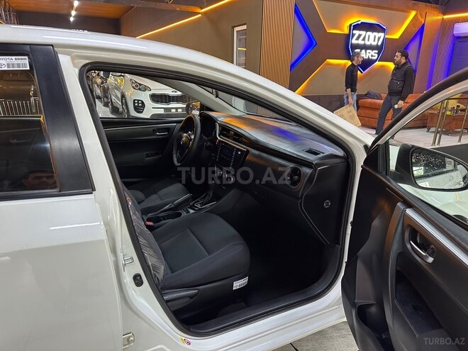 Toyota Corolla-17