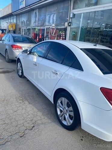 Chevrolet Cruze-2