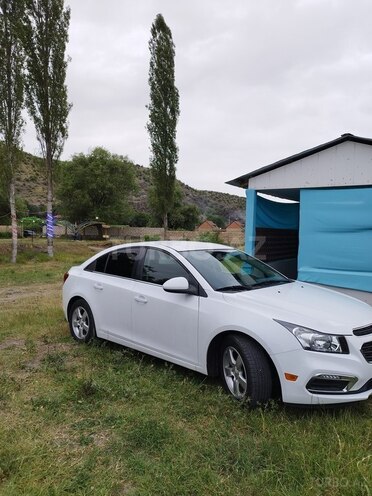 Chevrolet Cruze-2