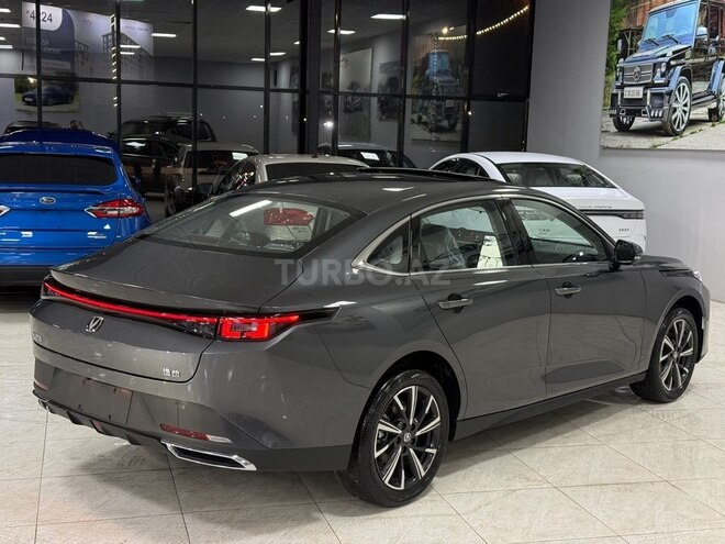 Changan Eado-7