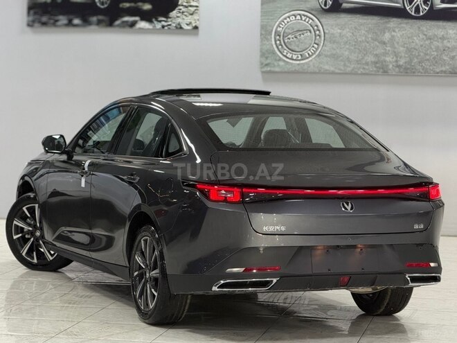 Changan Eado-8