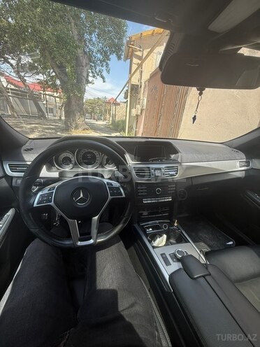 Mercedes E 200-9