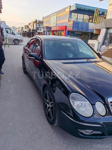 Mercedes E 220-5