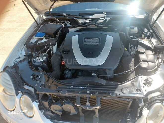 Mercedes E 350-7