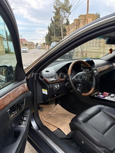Mercedes E 350-16