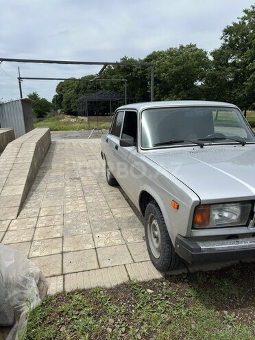 LADA (VAZ) 2107-3