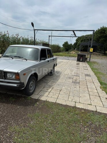 LADA (VAZ) 2107-4