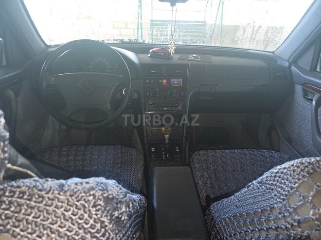 Mercedes C 200-3