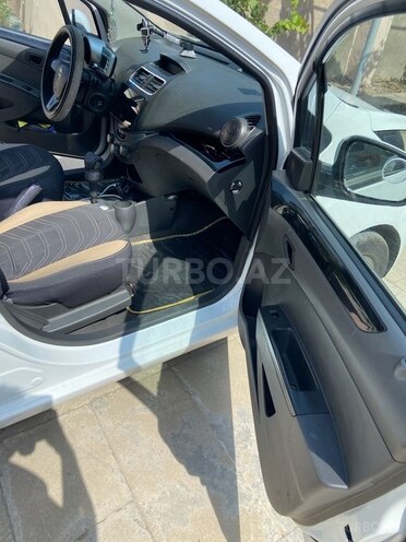Chevrolet Spark-6