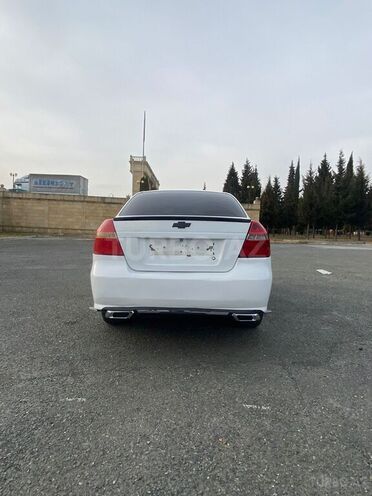 Chevrolet Aveo-2