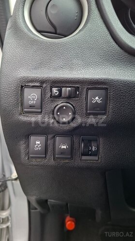 Nissan Note-13