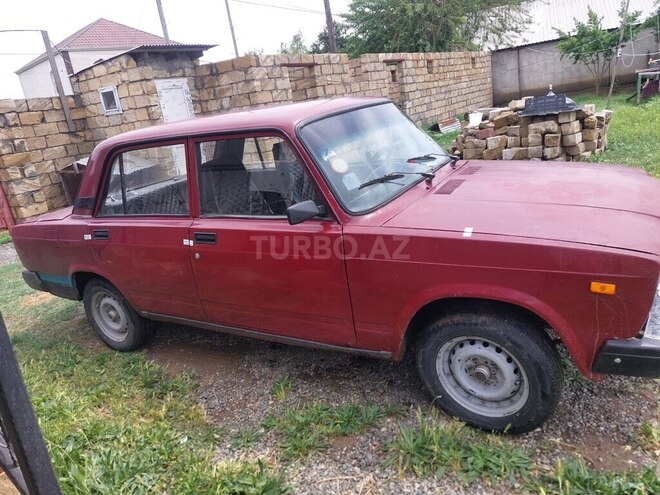 LADA (VAZ) 2107-2
