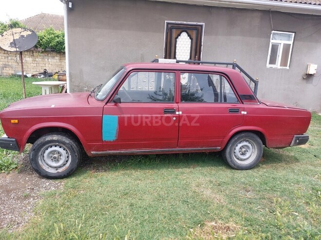 LADA (VAZ) 2107-4