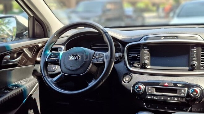 Kia Sorento-19