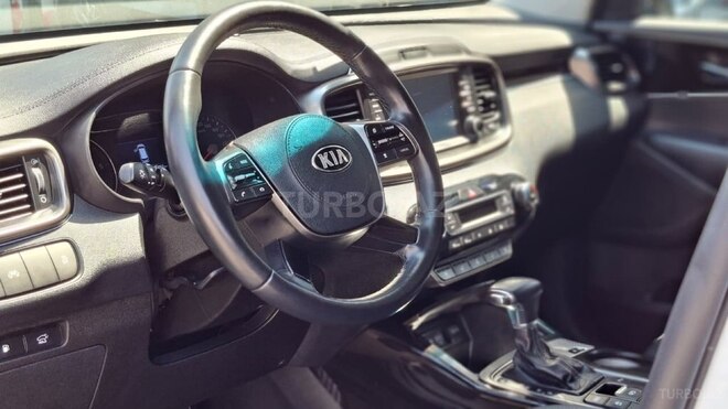 Kia Sorento-22