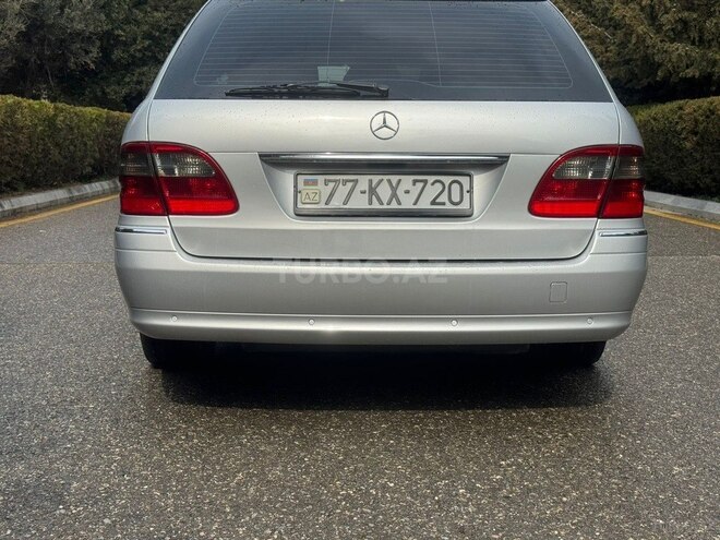 Mercedes E 220-3
