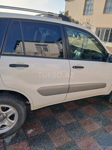 Toyota RAV4-6