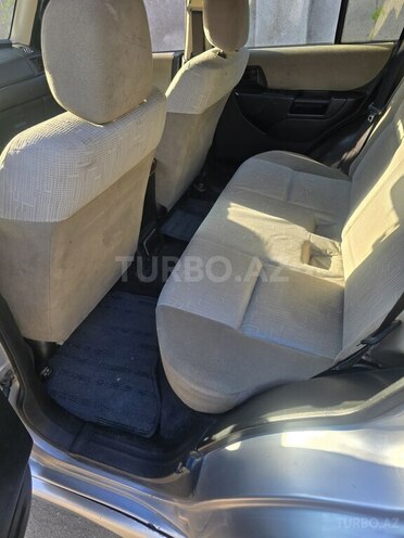 Mitsubishi Pajero io-7