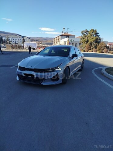 Kia K5-16