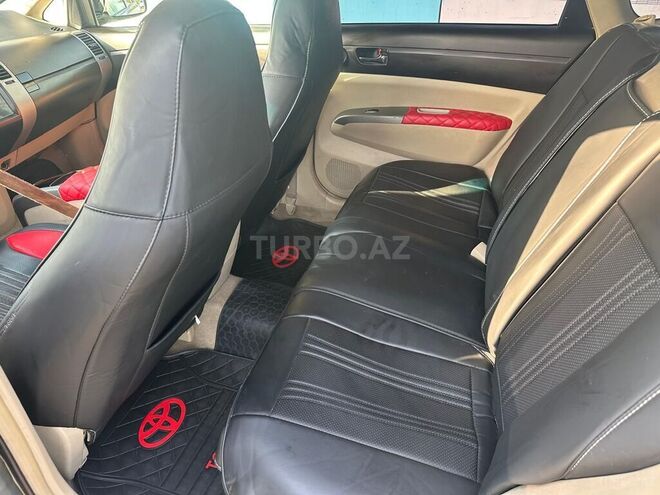 Toyota Prius-6
