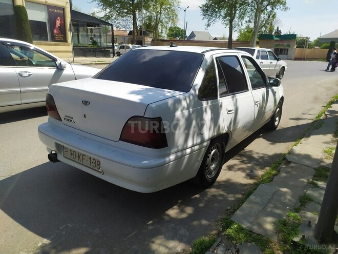 Daewoo Nexia-5