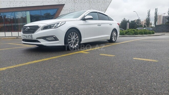 Hyundai Sonata-2