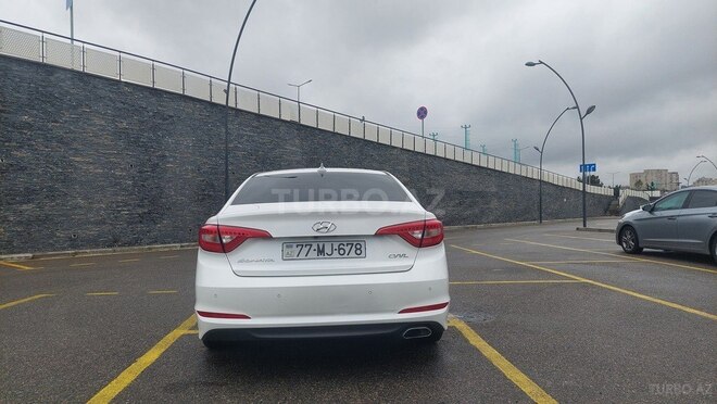 Hyundai Sonata-7