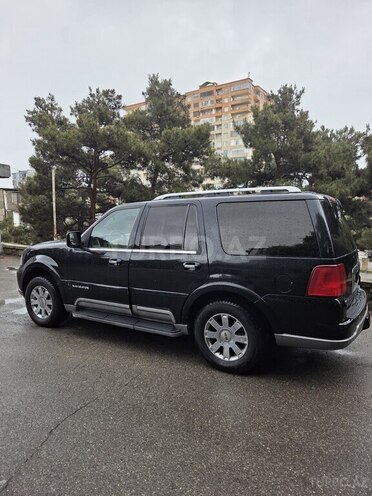 Lincoln Navigator-3