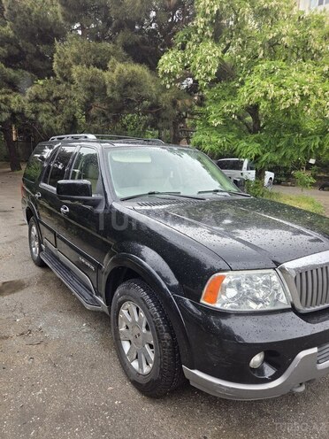 Lincoln Navigator-1