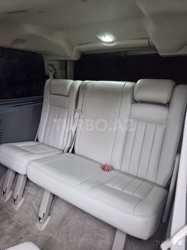 Lincoln Navigator-8