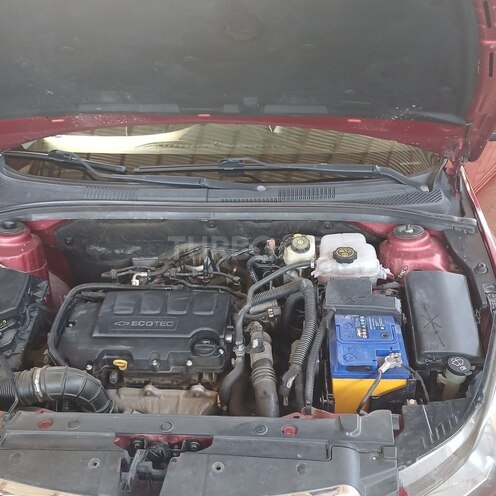 Chevrolet Cruze-4