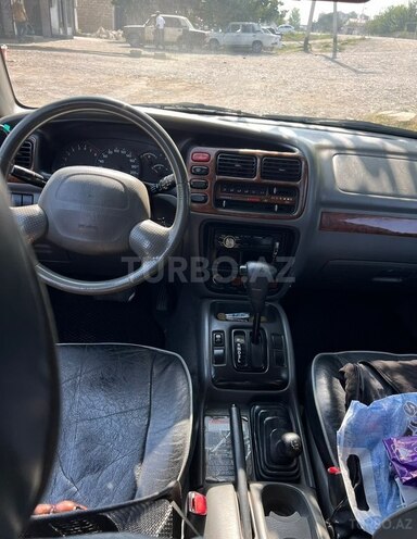 Suzuki Grand Vitara-11