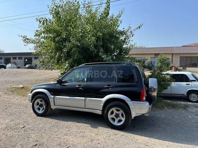 Suzuki Grand Vitara-4