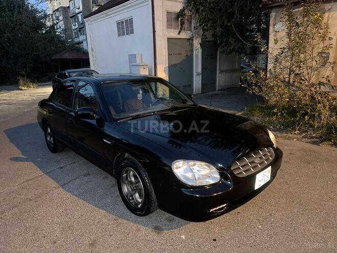 Hyundai Sonata-2