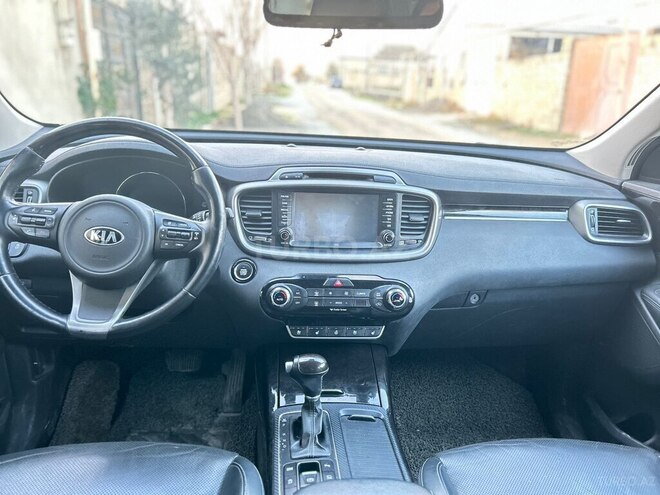 Kia Sorento-17