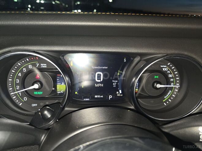 Jeep Wrangler-14