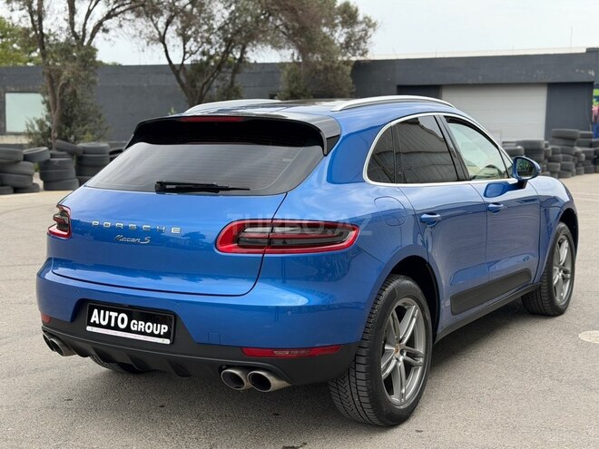 Porsche Macan S-4