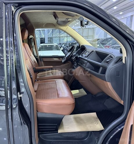 Volkswagen Transporter 2018, 150,800 km - 2.0 л - Bakı