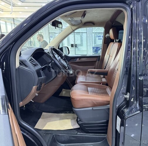 Volkswagen Transporter 2018, 150,800 km - 2.0 л - Bakı