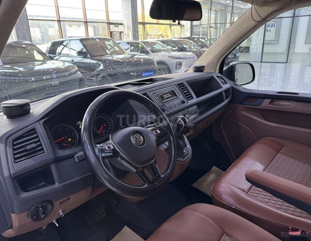 Volkswagen Transporter 2018, 150,800 km - 2.0 л - Bakı