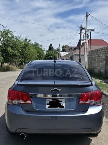 Chevrolet Cruze-2