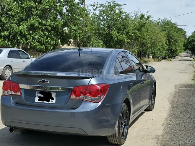 Chevrolet Cruze-3