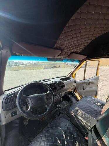 Ford Transit-6