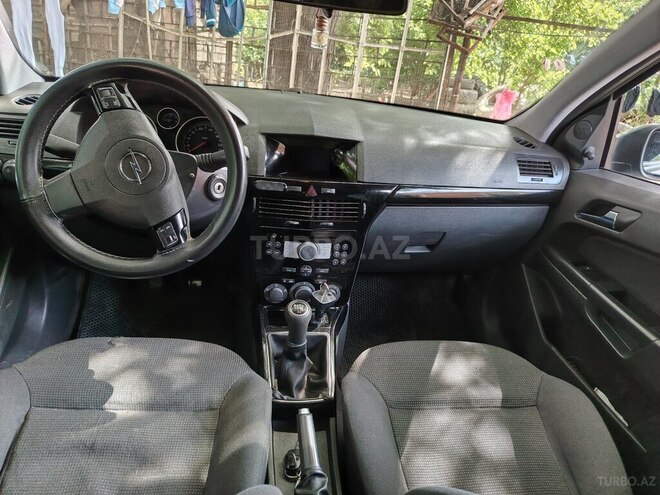 Opel Astra-4