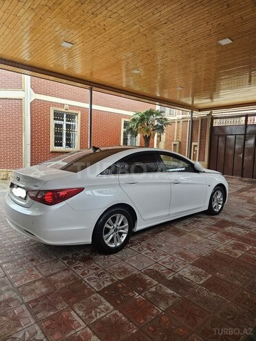 Hyundai Sonata-7