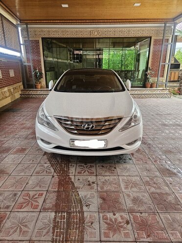 Hyundai Sonata-10