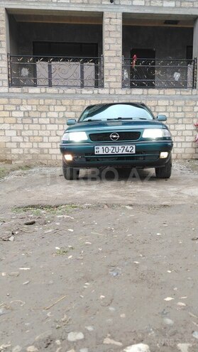 Opel Astra-7