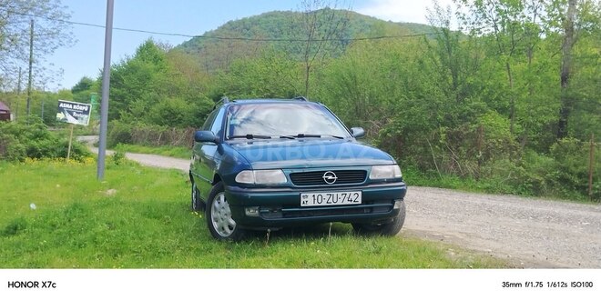 Opel Astra-1